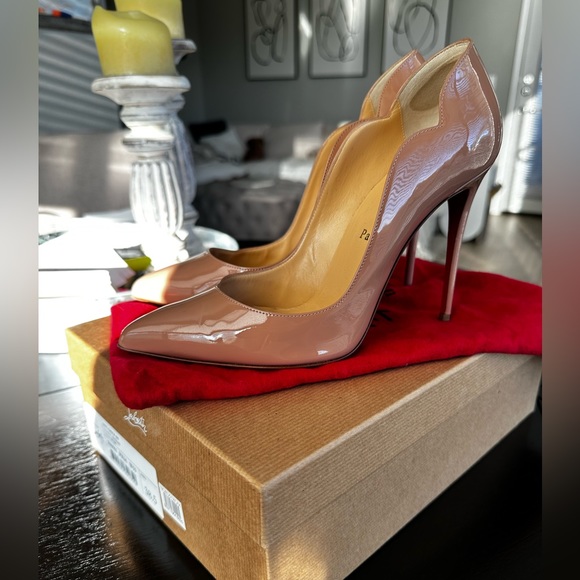 Christian Louboutins Hot Chick 100 mm Pumps - nude size 38.5 / US 8 worn once - Picture 6 of 16